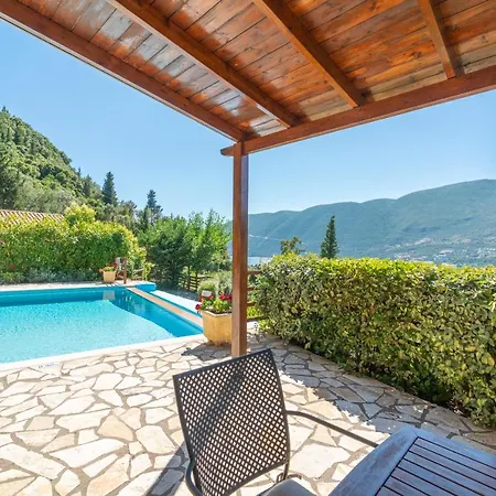 Kerithra * Vasiliki (Lefkada)